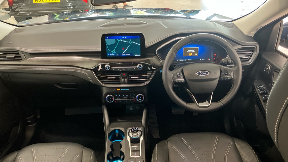 Ford Kuga 2.5 FHEV Vignale 5dr CVT Hybrid Estate - Image 10
