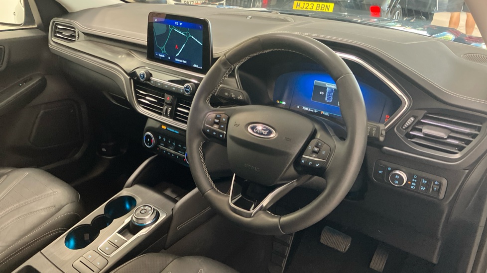 Ford Kuga 2.5 FHEV Vignale 5dr CVT Hybrid Estate - Image 11