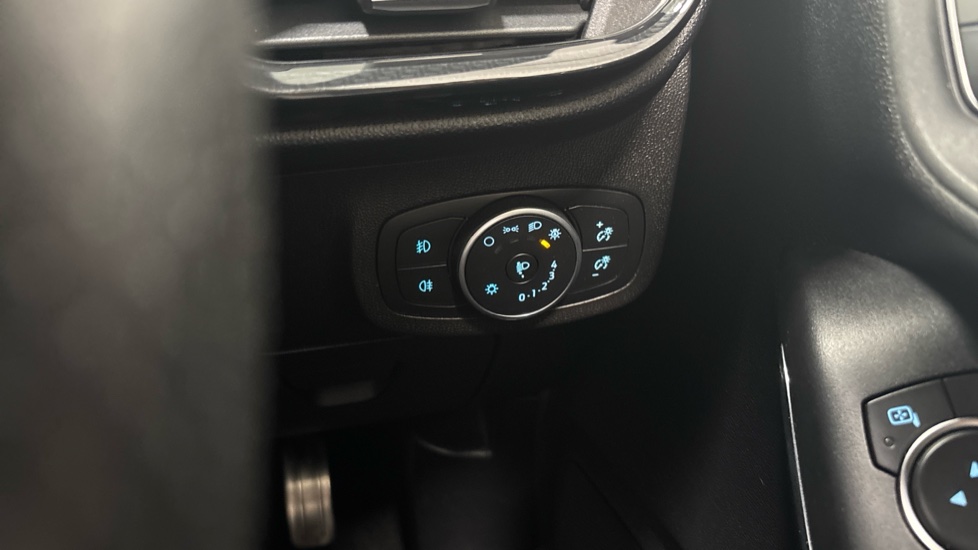 Ford Fiesta 1.0 EcoBoost ST-Line 5dr Petrol Hatchback - Image 34