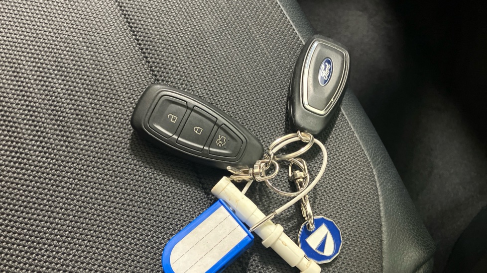 Ford Fiesta 1.0 EcoBoost Hybrid mHEV 155 ST-Line X Edition 5dr Petrol Hatchback - Image 20