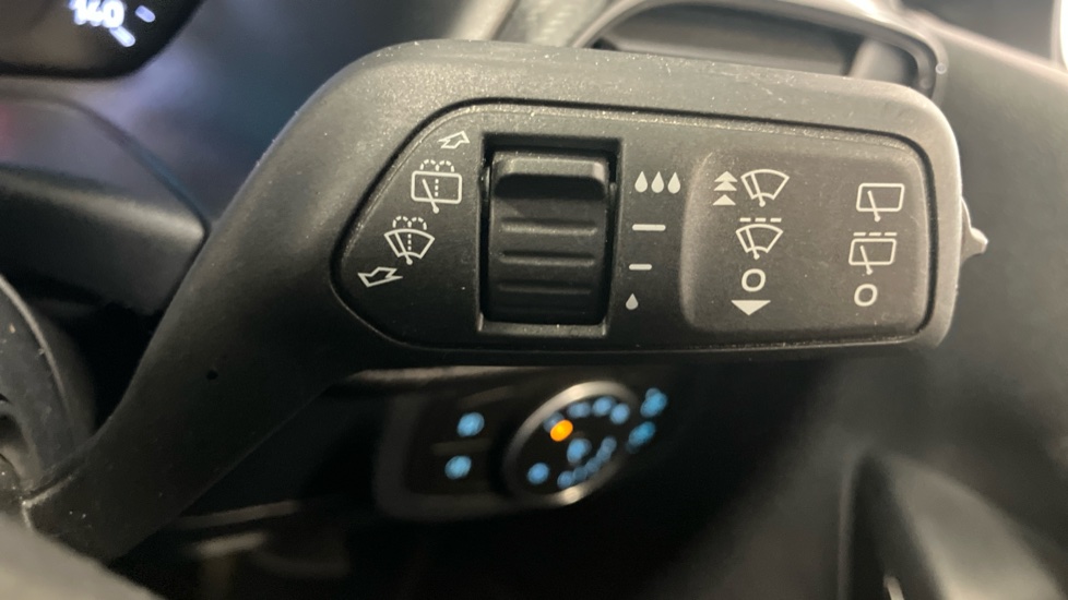 Ford Fiesta 1.0 EcoBoost Hybrid mHEV 155 ST-Line X Edition 5dr Petrol Hatchback - Image 31