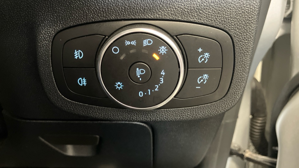 Ford Fiesta 1.0 EcoBoost Hybrid mHEV 155 ST-Line X Edition 5dr Petrol Hatchback - Image 34