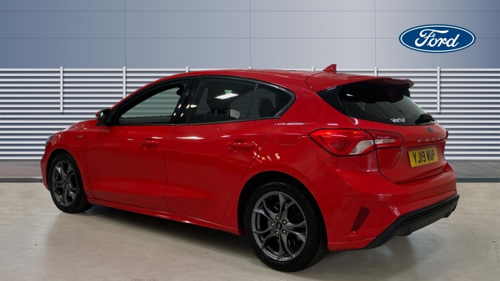 Ford Focus 1.5 EcoBoost 150 ST-Line 5dr Petrol Hatchback - Image 2