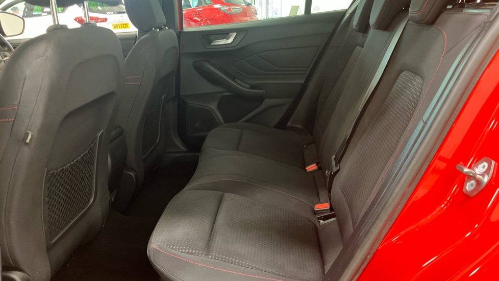 Ford Focus 1.5 EcoBoost 150 ST-Line 5dr Petrol Hatchback - Image 16