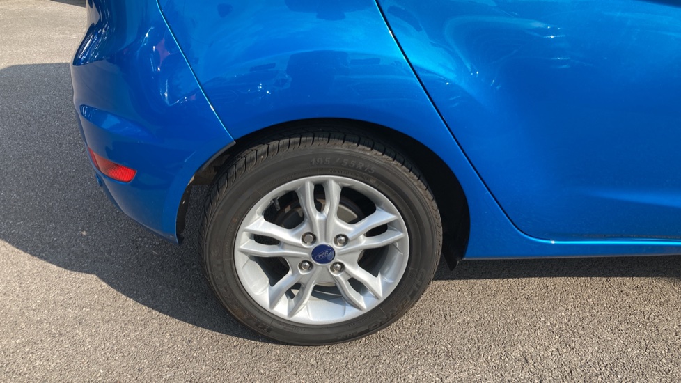Ford Fiesta 1.5 TDCi Zetec 5dr Diesel Hatchback - Image 7