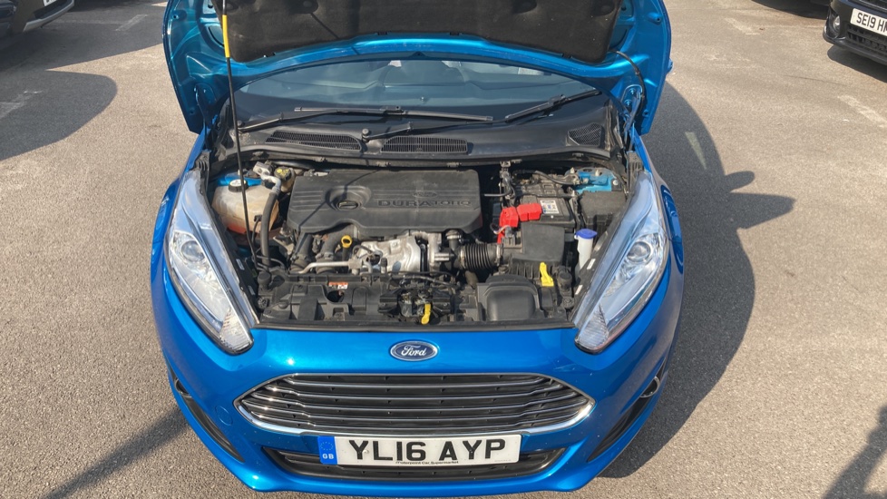 Ford Fiesta 1.5 TDCi Zetec 5dr Diesel Hatchback - Image 8