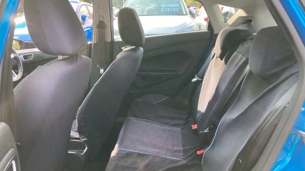Ford Fiesta 1.5 TDCi Zetec 5dr Diesel Hatchback - Image 16