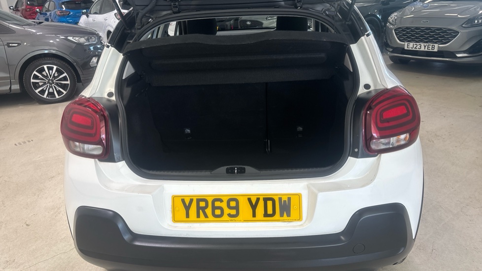 Citroen C3 1.2 PureTech 83 Feel 5dr Petrol Hatchback - Image 4