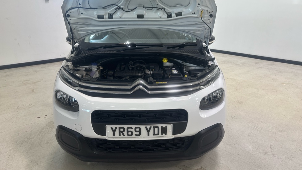 Citroen C3 1.2 PureTech 83 Feel 5dr Petrol Hatchback - Image 8