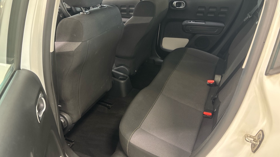 Citroen C3 1.2 PureTech 83 Feel 5dr Petrol Hatchback - Image 16