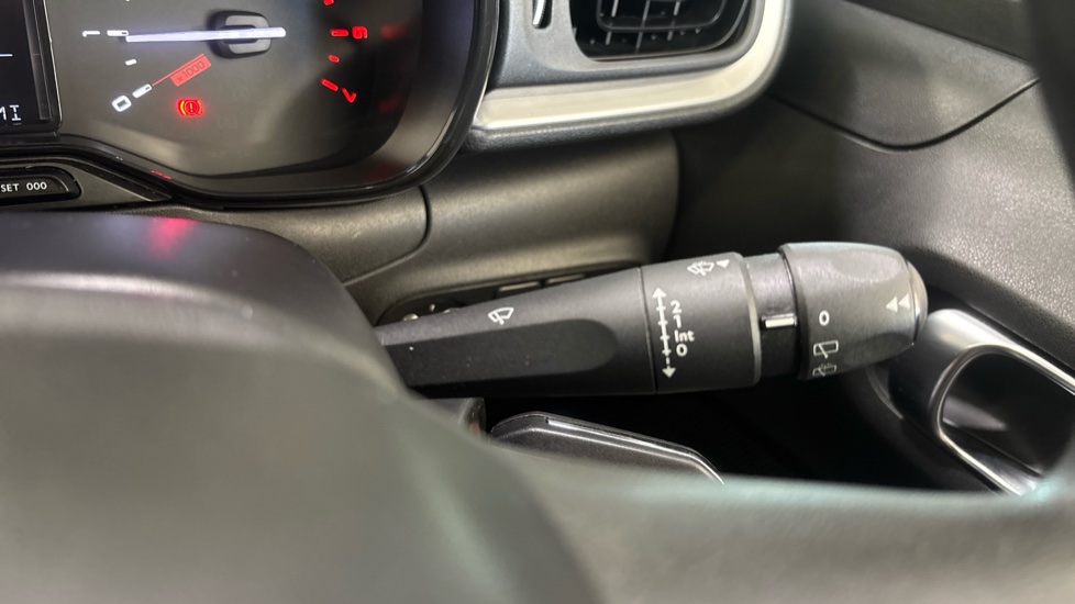 Citroen C3 1.2 PureTech 83 Feel 5dr Petrol Hatchback - Image 42