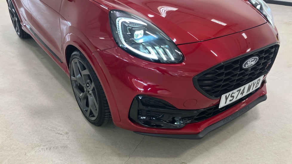 Ford Puma ST 1.0 EcoBoost Hybrid mHEV ST 5dr DCT Petrol Hatchback - Image 45