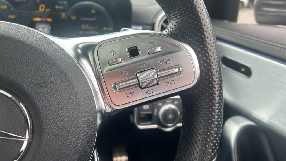 Mercedes-Benz CLA 180 AMG Line Premium Plus 5dr Tip Auto Petrol Estate - Image 27