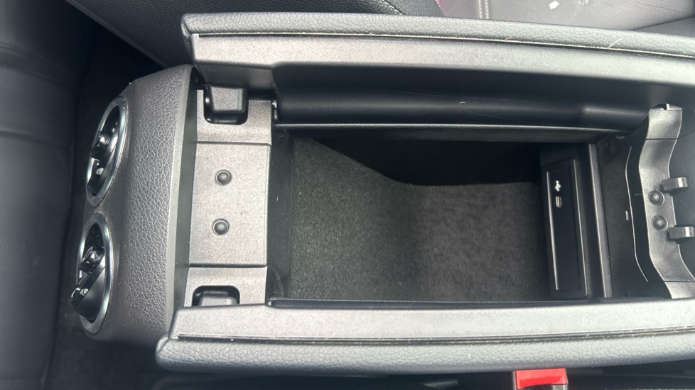 Mercedes-Benz CLA 180 AMG Line Premium Plus 5dr Tip Auto Petrol Estate - Image 35