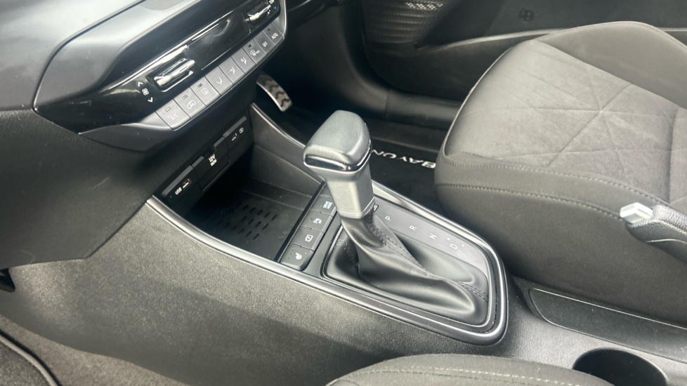 Hyundai BAYON 1.0 TGDi 48V MHEV Premium 5dr DCT Petrol Hatchback - Image 13