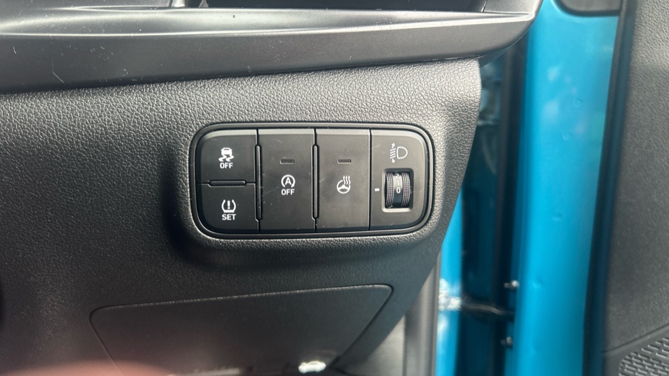 Hyundai BAYON 1.0 TGDi 48V MHEV Premium 5dr DCT Petrol Hatchback - Image 30