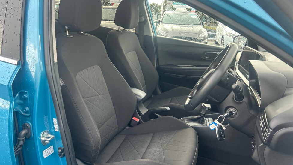 Hyundai BAYON 1.0 TGDi 48V MHEV Premium 5dr DCT Petrol Hatchback - Image 40