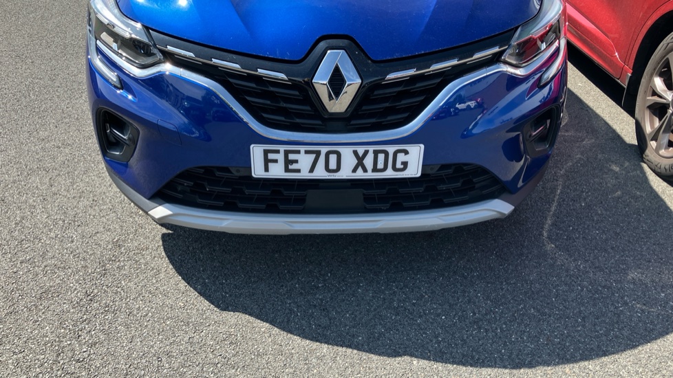 Renault Captur 1.0 TCE 100 S Edition 5dr Petrol Hatchback - Image 34