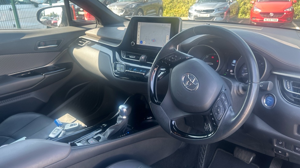 Toyota C-HR 1.8 Hybrid Excel 5dr CVT Hybrid Hatchback - Image 11
