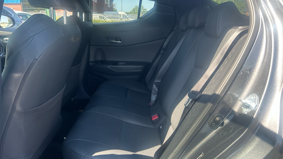 Toyota C-HR 1.8 Hybrid Excel 5dr CVT Hybrid Hatchback - Image 16