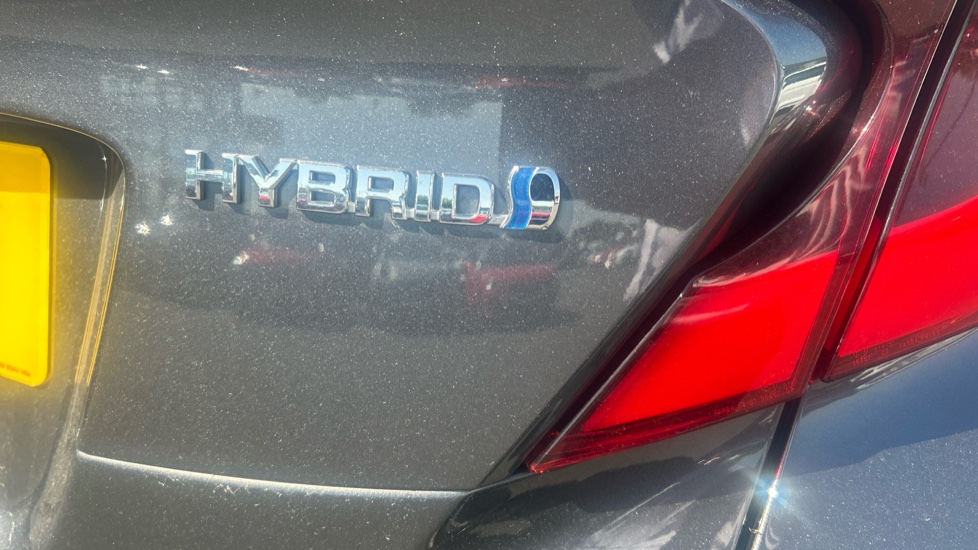 Toyota C-HR 1.8 Hybrid Excel 5dr CVT Hybrid Hatchback - Image 36