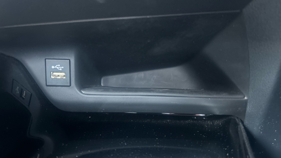Toyota C-HR 1.8 Hybrid Excel 5dr CVT Hybrid Hatchback - Image 40