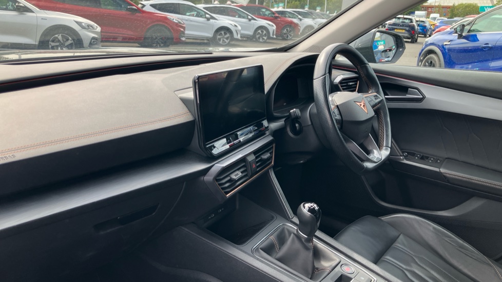 CUPRA Formentor 1.5 TSI 150 V2 5dr Petrol Estate - Image 9
