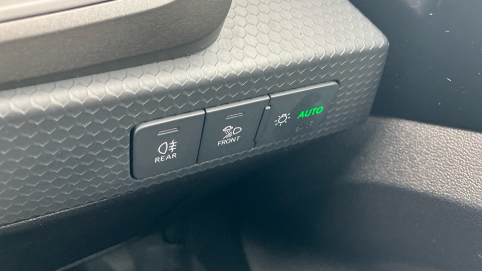 Audi A1 25 TFSI Technik 5dr Petrol Hatchback - Image 26