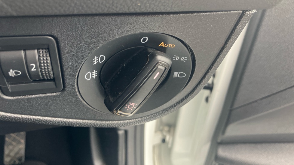 Volkswagen Polo 1.0 EVO 80 Match 5dr Petrol Hatchback - Image 32