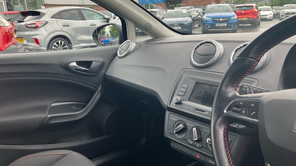 SEAT Ibiza 1.4 EcoTSI 150 FR 5dr Petrol Hatchback - Image 14