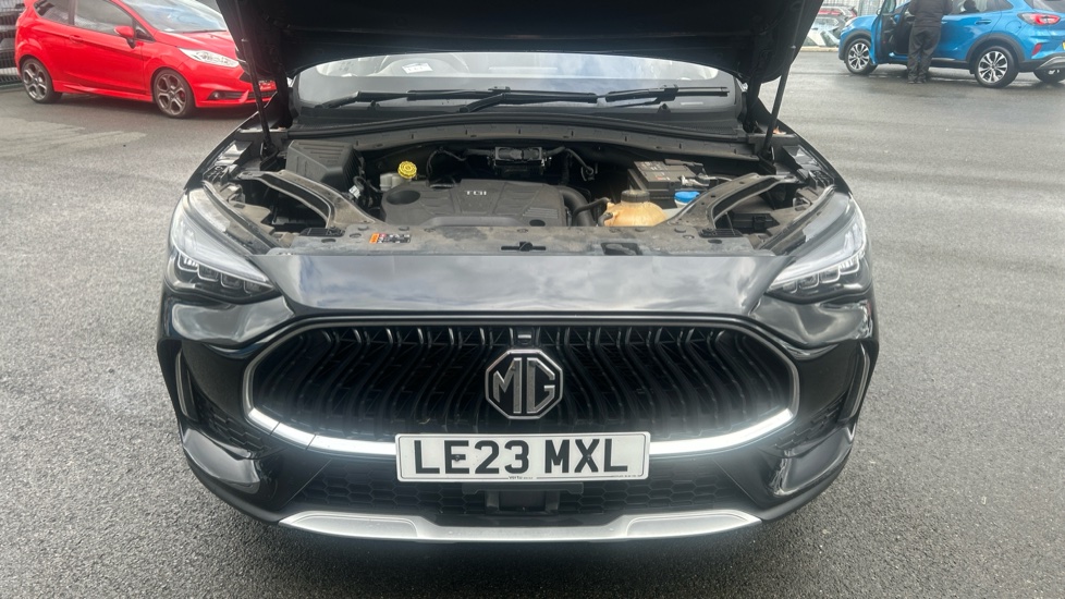 MG HS 1.5 T-GDI SE 5dr DCT Petrol Hatchback - Image 8