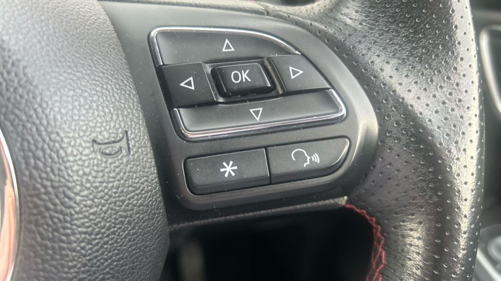 MG HS 1.5 T-GDI SE 5dr DCT Petrol Hatchback - Image 28
