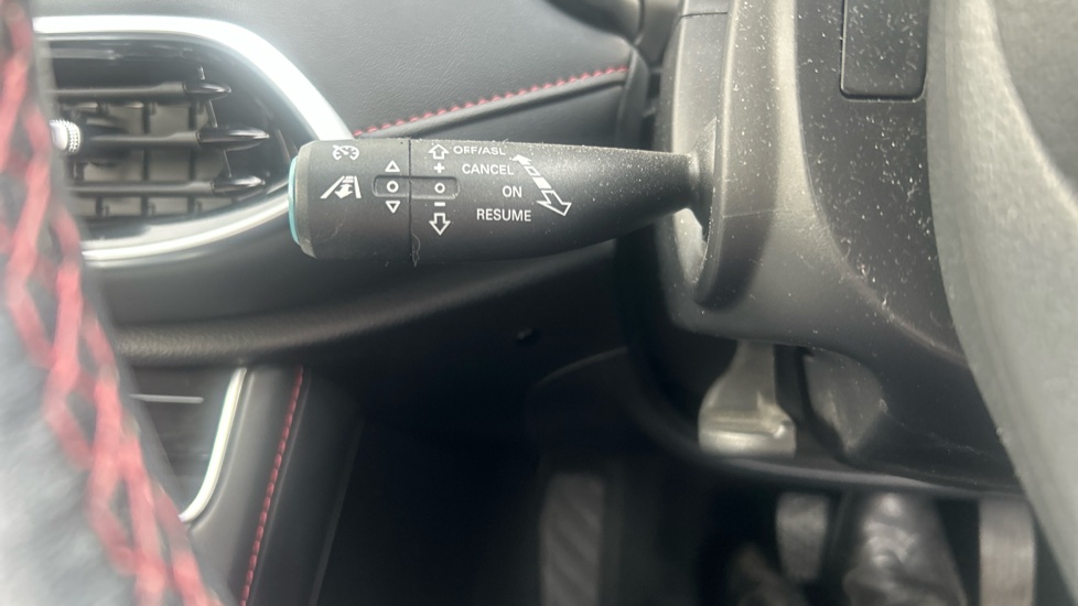 MG HS 1.5 T-GDI SE 5dr DCT Petrol Hatchback - Image 31