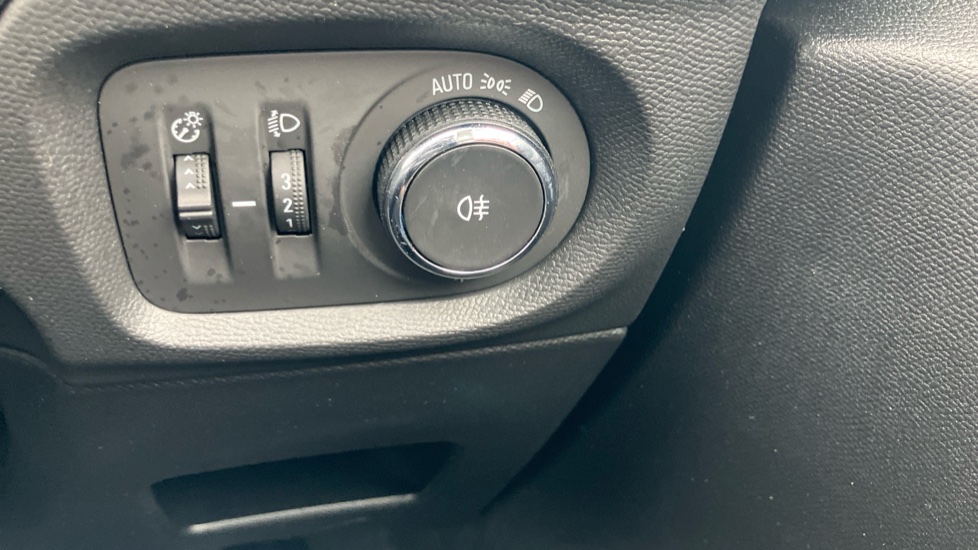 Vauxhall Corsa 1.2 GS 5dr Petrol Hatchback - Image 24