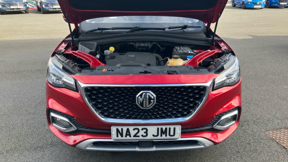 MG HS 1.5 T-GDI Excite 5dr DCT Petrol Hatchback - Image 8
