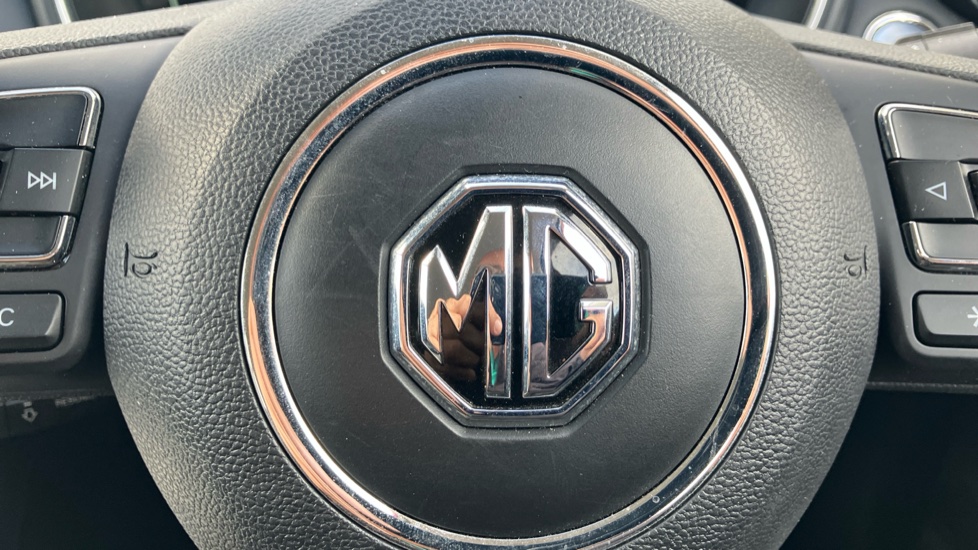 MG HS 1.5 T-GDI Excite 5dr DCT Petrol Hatchback - Image 22