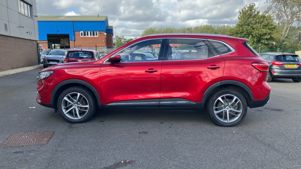 MG HS 1.5 T-GDI Excite 5dr DCT Petrol Hatchback - Image 39