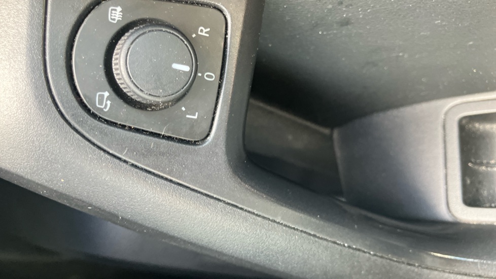 SEAT Ateca 1.5 TSI EVO Xperience 5dr DSG Petrol Estate - Image 29