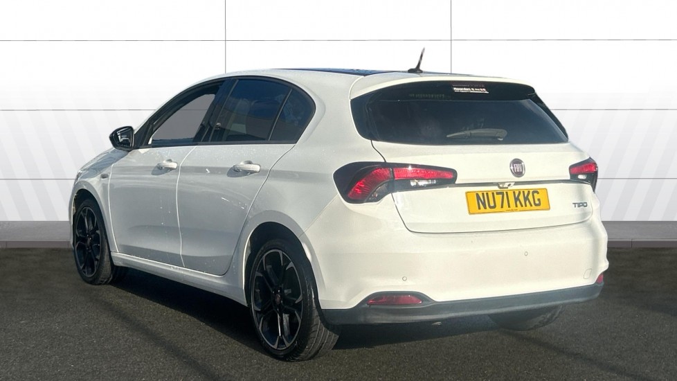 Fiat Tipo 1.4 S Design More 5dr Petrol Hatchback - Image 2