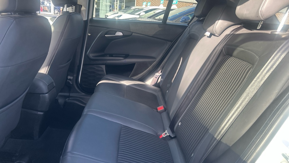 Fiat Tipo 1.4 S Design More 5dr Petrol Hatchback - Image 16