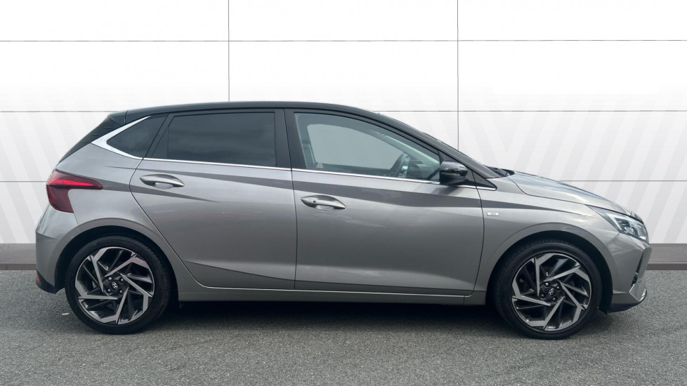 Hyundai i20 1.0T GDi 48V MHD Ultimate 5dr DCT Petrol Hatchback - Image 5