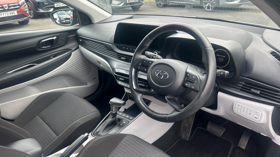 Hyundai i20 1.0T GDi 48V MHD Ultimate 5dr DCT Petrol Hatchback - Image 11