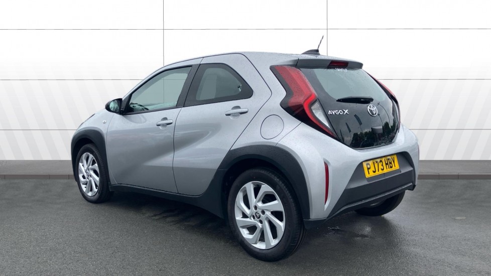 Toyota Aygo X 1.0 VVT-i Pure 5dr Petrol Hatchback - Image 2