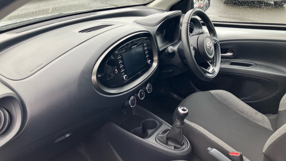 Toyota Aygo X 1.0 VVT-i Pure 5dr Petrol Hatchback - Image 9