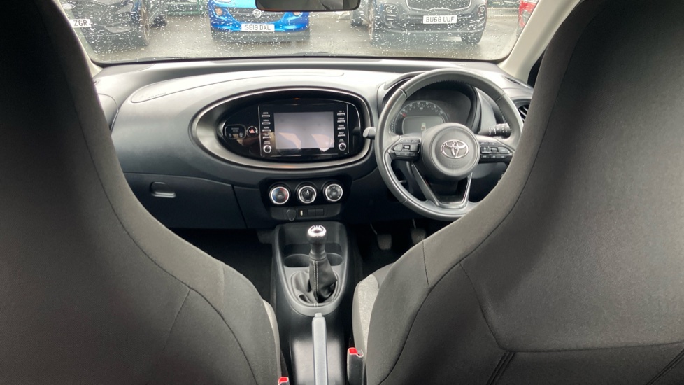 Toyota Aygo X 1.0 VVT-i Pure 5dr Petrol Hatchback - Image 10