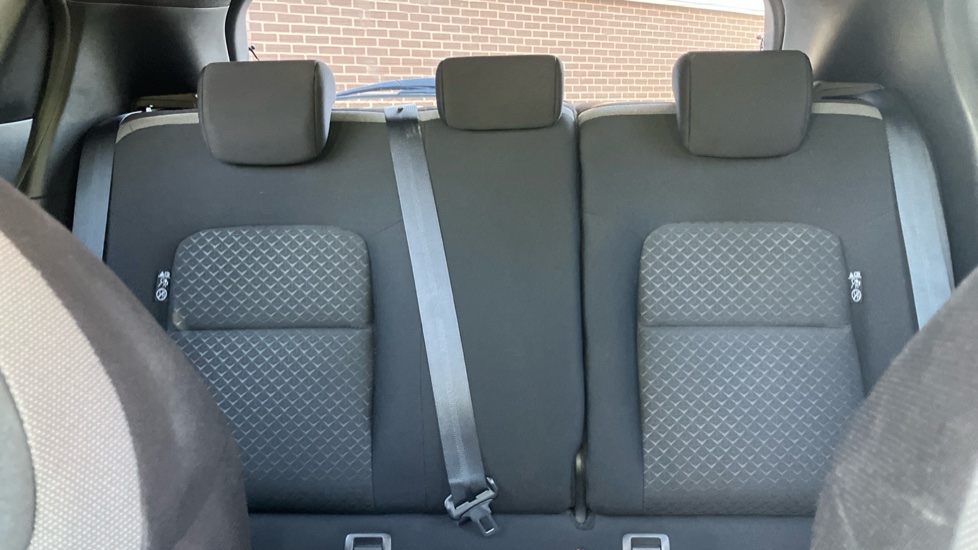 Nissan Juke 1.0 DiG-T 114 N-Connecta 5dr Petrol Hatchback - Image 15
