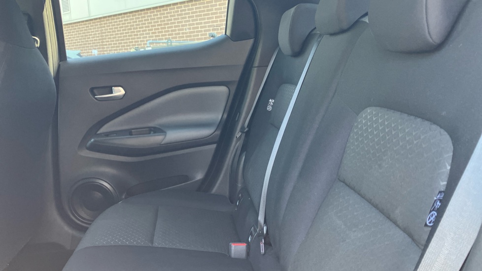 Nissan Juke 1.0 DiG-T 114 N-Connecta 5dr Petrol Hatchback - Image 16