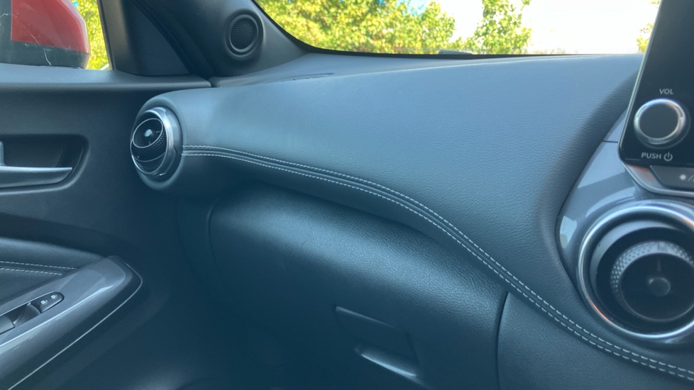 Nissan Juke 1.0 DiG-T 114 N-Connecta 5dr Petrol Hatchback - Image 24