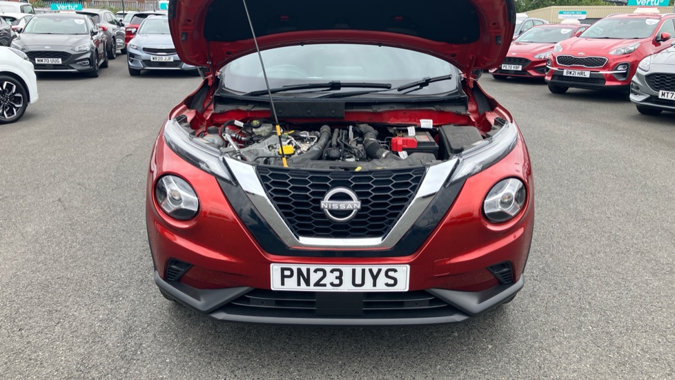 Nissan Juke 1.0 DiG-T 114 N-Connecta 5dr DCT Petrol Hatchback - Image 8