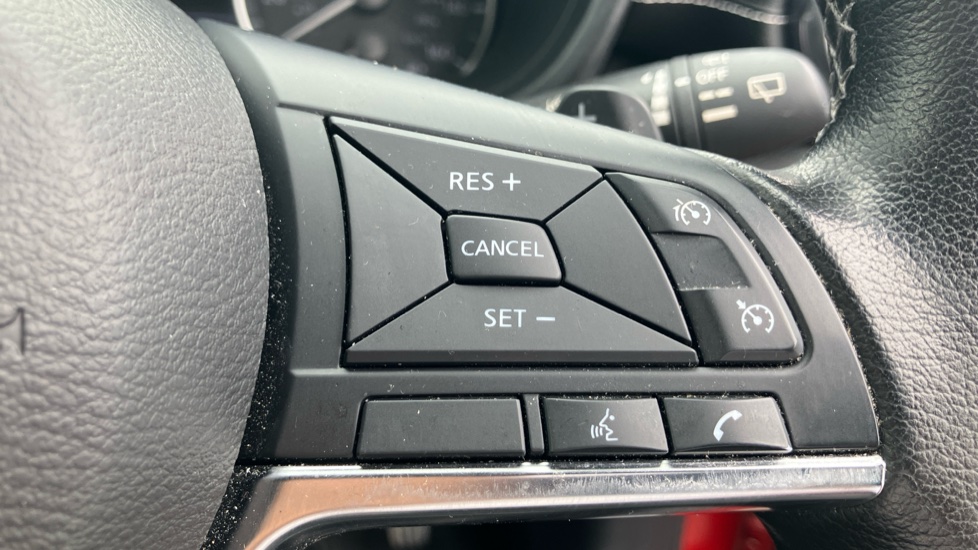 Nissan Juke 1.0 DiG-T 114 N-Connecta 5dr DCT Petrol Hatchback - Image 22